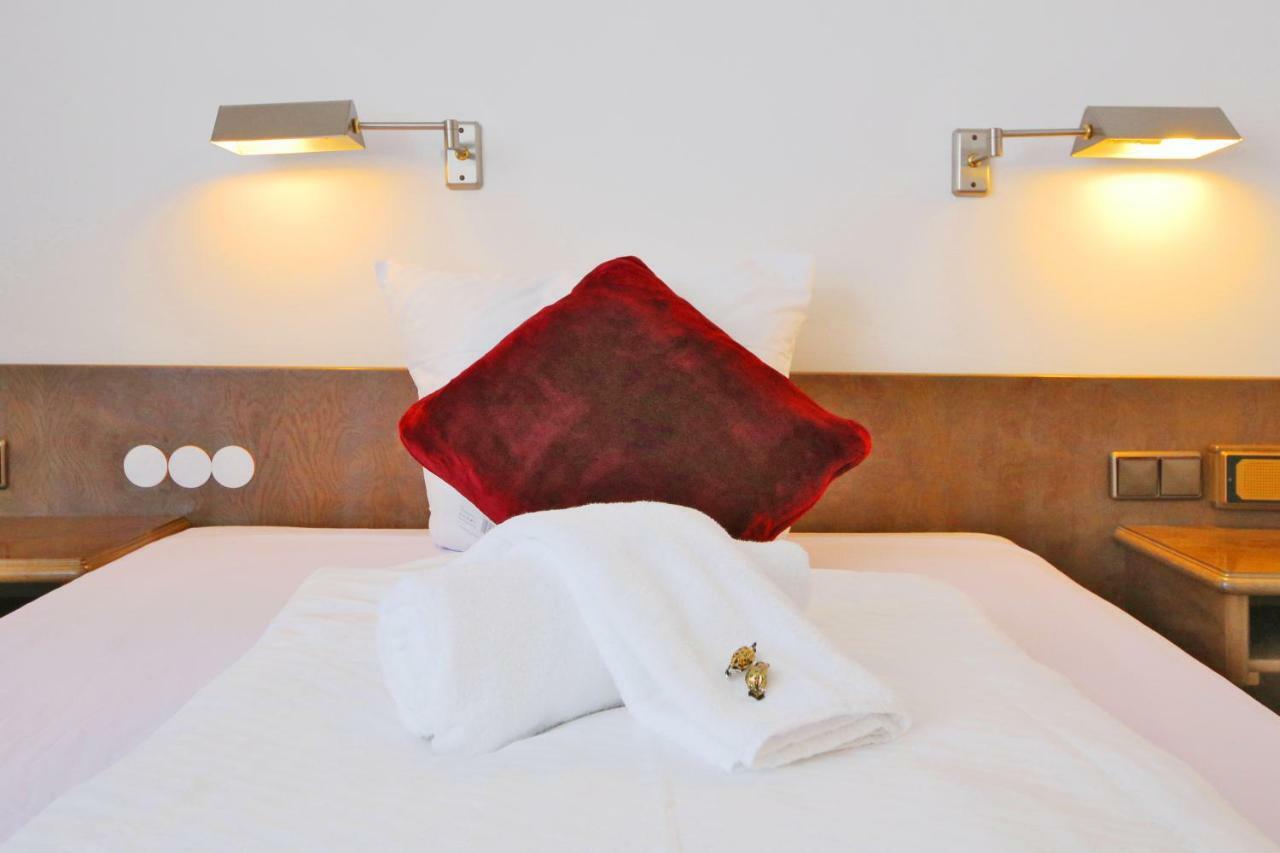 Hotel Kick Rauenberg  Ngoại thất bức ảnh
