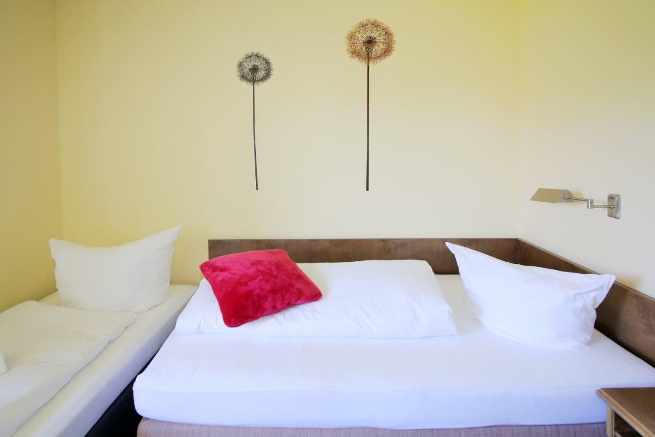 Hotel Kick Rauenberg  Ngoại thất bức ảnh